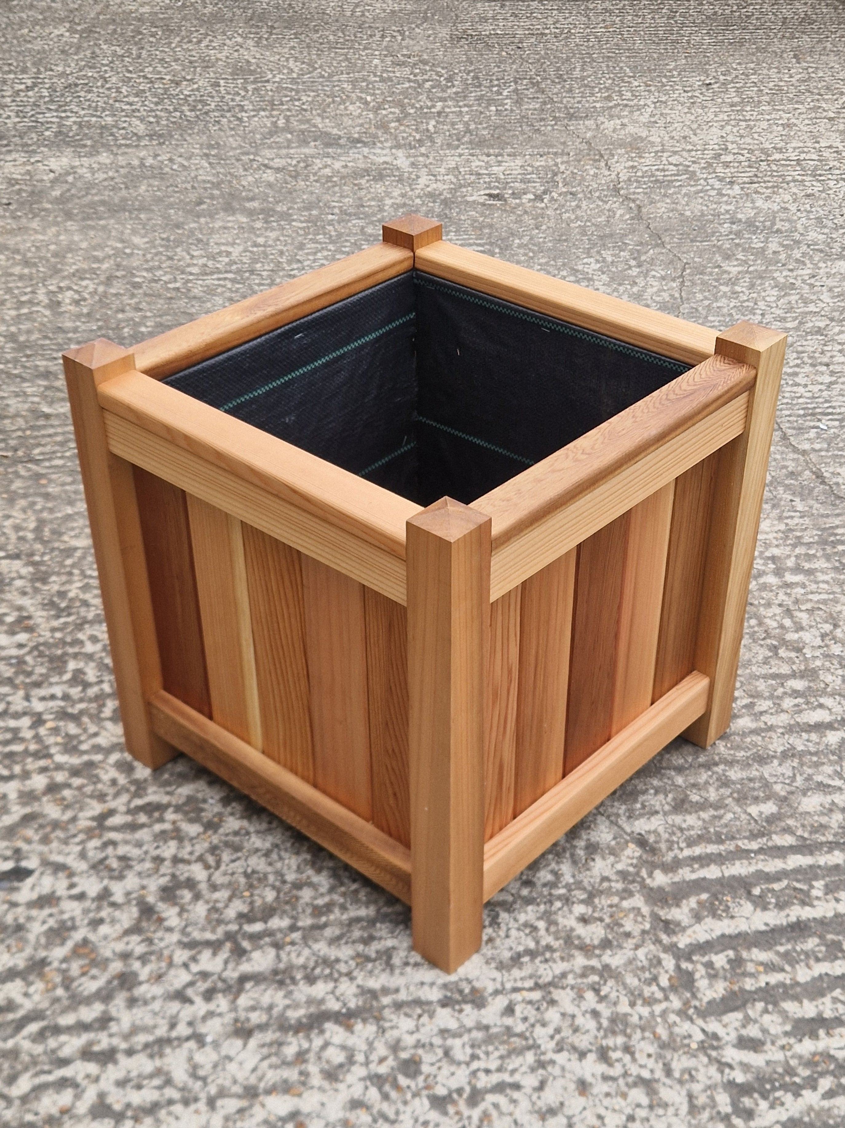 Small Cedar Planter